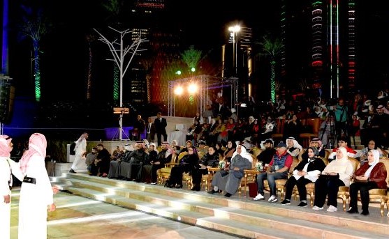 بالفيديو..علي الجراح يحضر فعاليات مهرجان "حنا لها" في حديقة الشهيد