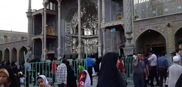 نائب إيراني يتهم الحكومة بالتستر عن نطاق انتشار "كورونا" ويتحدث عن 50 حالة وفاة فقط في قم