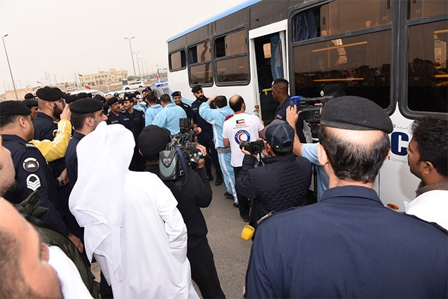اللواء فراج الزعبي: لجنة العفو الأميري قامت بدراسة (3000) ملف واستقرت على تخفيف العقوبات عن (839) شخصاً