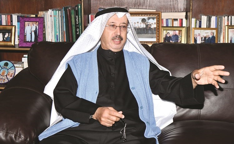 وزير الإعلام الأسبق والكاتب الصحافي سامي النصف