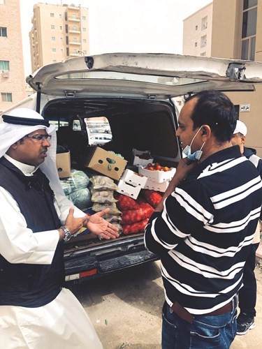 علي الكندري خلال جولة التفتيش