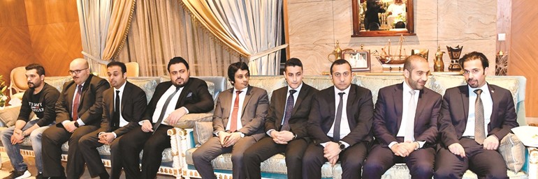 عدد من الديبلوماسيين الحضور في اللقاء