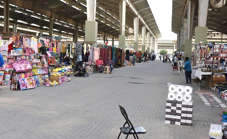 سوق الجمعة بدا خاليا من رواده	 (محمد هنداوي)