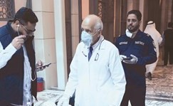 توزيع الكمامات في مجمع الوزارات