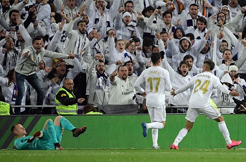 "الملكي" يتلاعب ب "البارسا" في "الكلاسيكو"