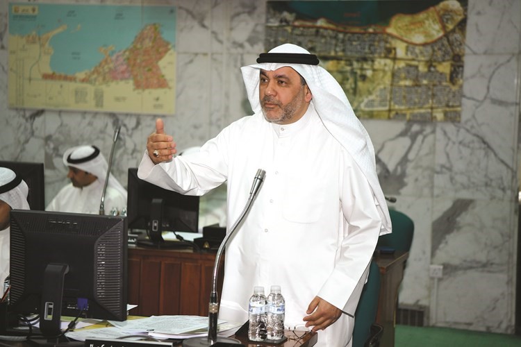 د.حسن كمال