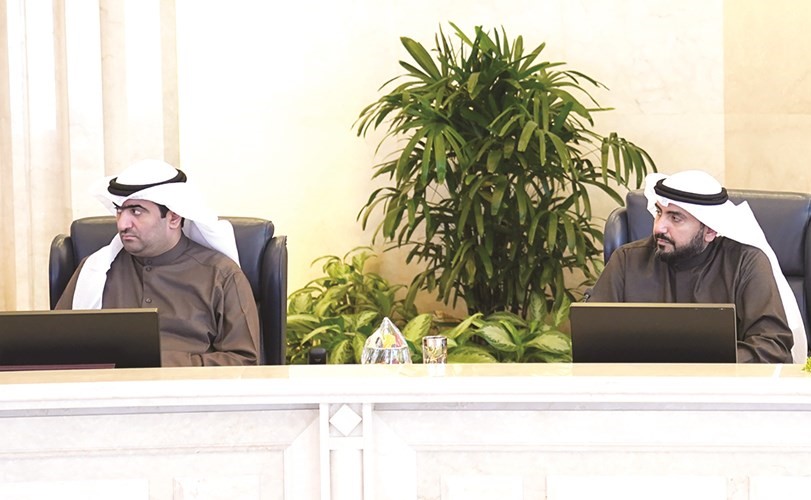 الشيخ د.باسل الصباح وخالد الروضان خلال الاجتماع