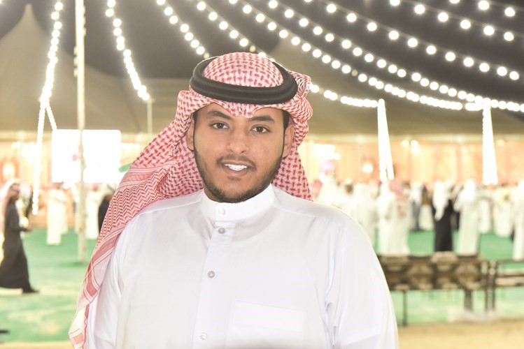 طلال العنزي