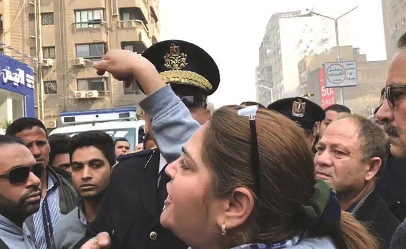 عدد من المصريين خلال التجمع