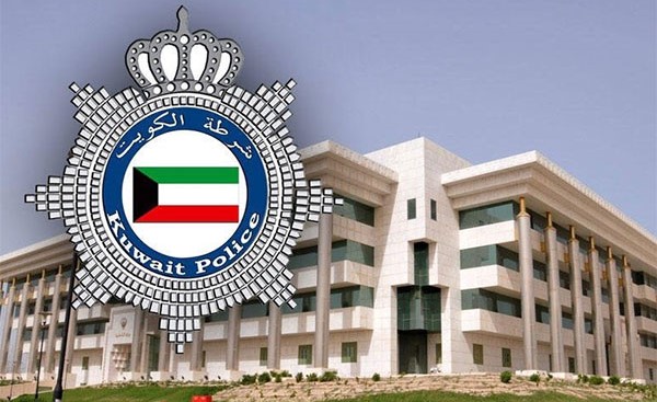 "الداخلية" تدعو قائدي المركبات لتوخي الحذر بسبب انخفاض الرؤية