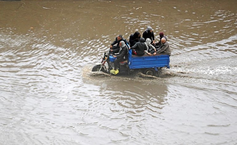 مصر: إعلان «الطوارئ» بالجهات الخدمية بسبب سقوط الأمطار