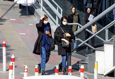 إيران: 129 وفاة جديدة بفيروس كورونا ليصل الإجمالي إلى 853