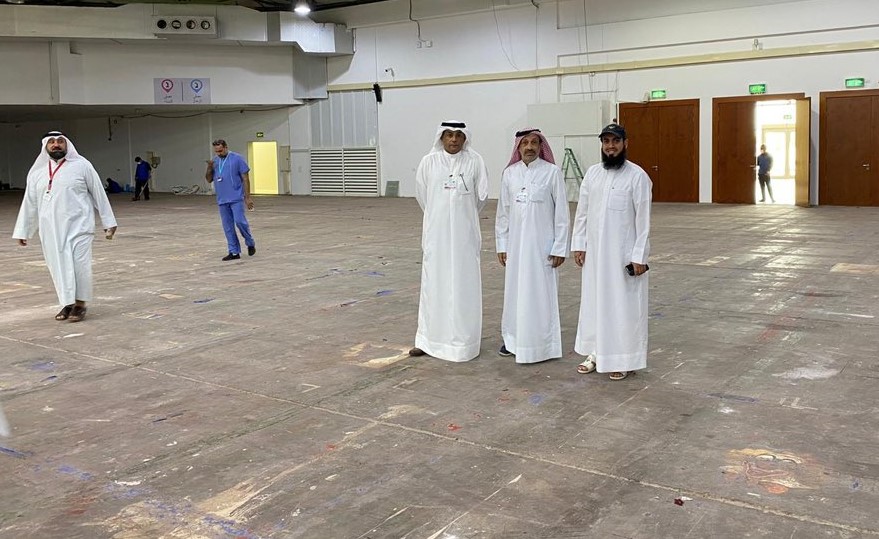 مسؤولون في "الصحة" و"الدفاع" يتفقدون أرض المعارض للإشراف على تجهيز المستشفى الميداني