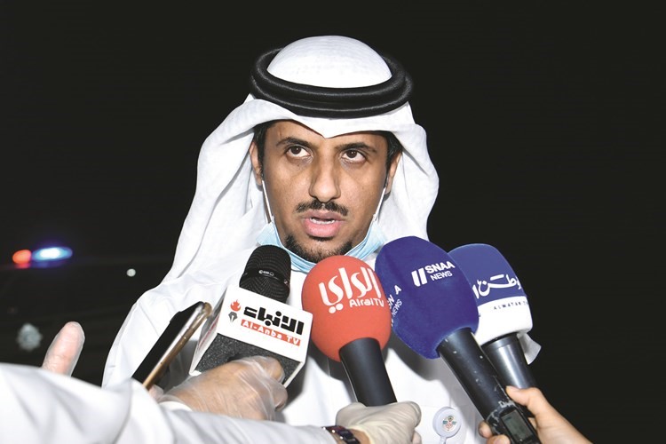 طلال العازمي