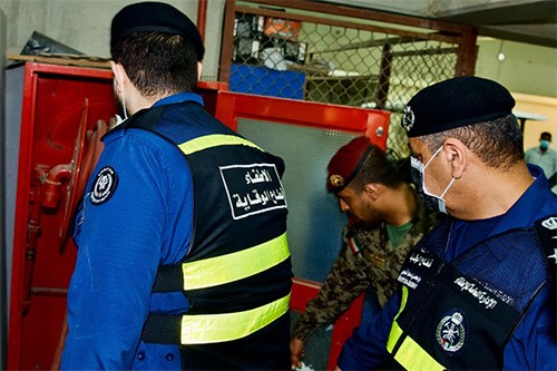 الإطفاء تواصل الكشف على معدات السلامة والوقاية من الحريق في المحاجر الصحية ومستودعات الغذاء بالبلاد