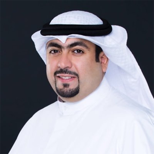 العسلاوي يُعد استبياناً حول دور مشاهير التواصل الاجتماعي في التعامل مع أزمة كورونا