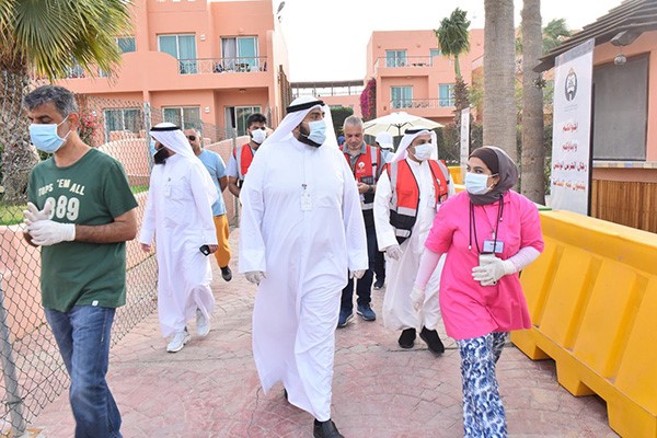وزير الصحة يتفقد الحجر الصحي في الجون وسيشل