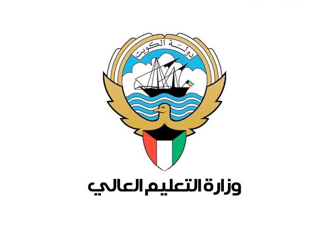وزير التعليم العالي وافق على مقترح تخريج طلبة السنة النهائية بكليات العلوم الطبية