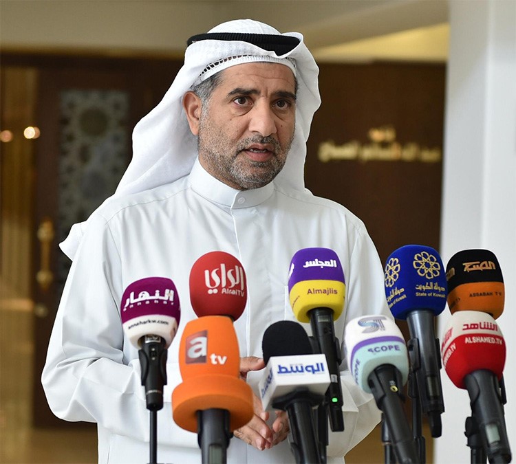 الرويعي: اقترحنا تطبيق "التعليم عن بعد" في حال استمرار أزمة "كورونا" لما بعد 4 أغسطس المقبل
