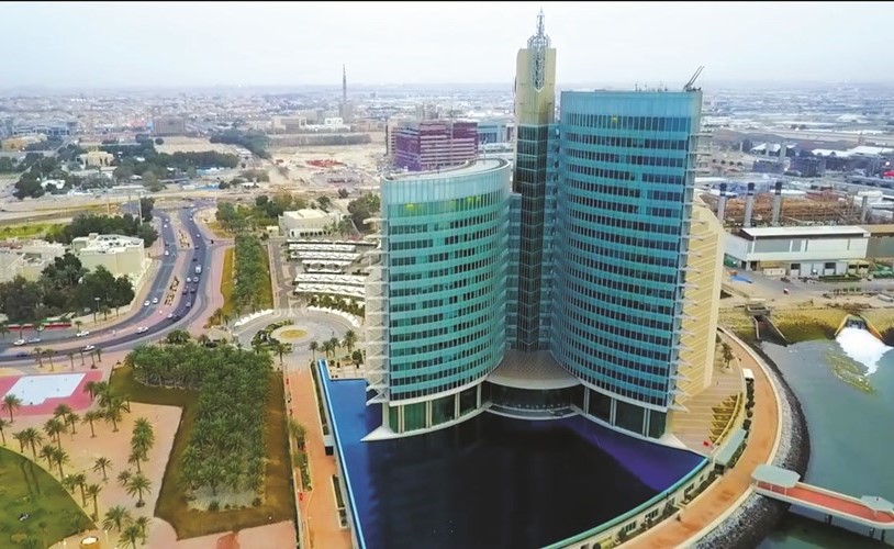 «البترول» تنتظر موافقة «المركزي» على قرض بملياري دينار