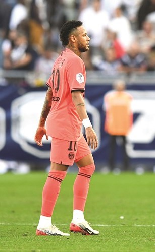 «الليغا» ترفض إلغاء الموسم.. وبرشلونة يبحث شراء نيمار بالأقساط