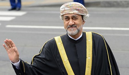 سلطان عمان يصدر عفواً عن 599 سجيناً