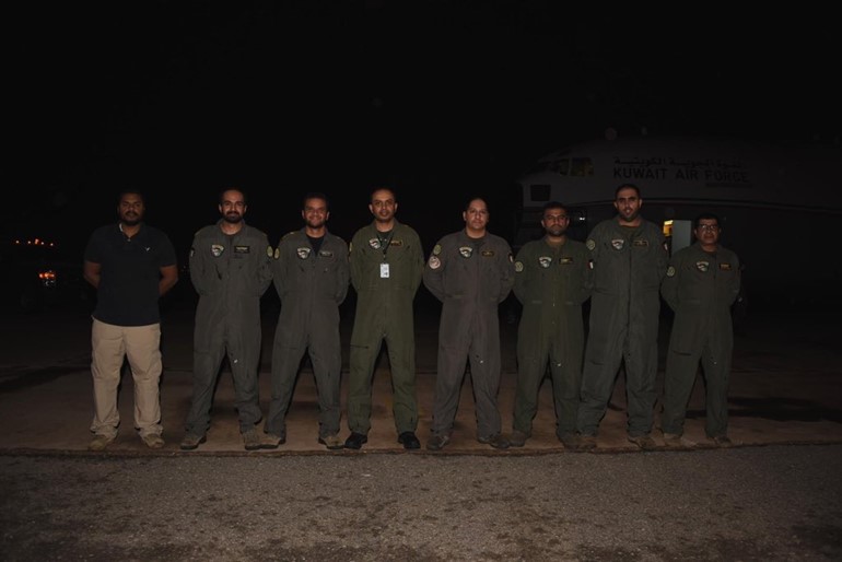 "الدفاع": وصول طائرة للقوة الجوية الكويتية من بنغلاديش محملة بالمعدات الطبية اللازمة
