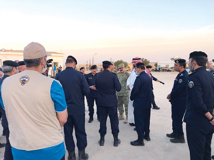بالفيديو.. الصالح يتفقد مواقع إيواء الوافدين المبعدين في منطقة كبد