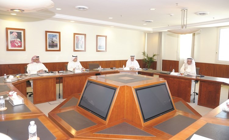 عبدالوهاب الوزان مترئسا الاجتماع