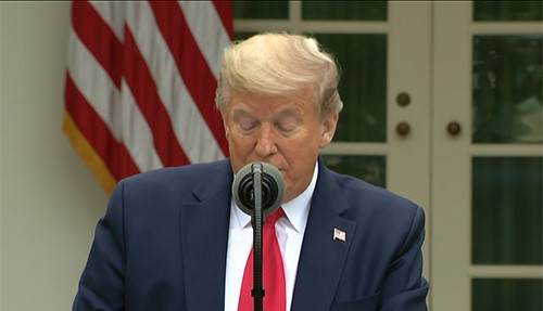 بالفيديو.. ترامب يعلّق المساهمة المالية لـ"الصحة العالمية"..ومدير المنظمة: لا وقت نضيّعه والهم الوحيد إنقاذ الأرواح