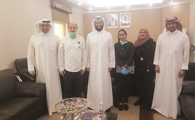 د. عبدالله البدر خلال استقباله المهندسين