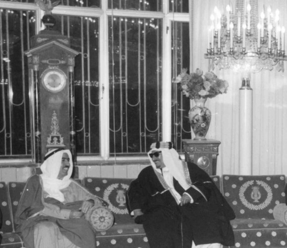 الشيخ عبدالله الجابر مع العم جاسم المرزوق رحمهما الله