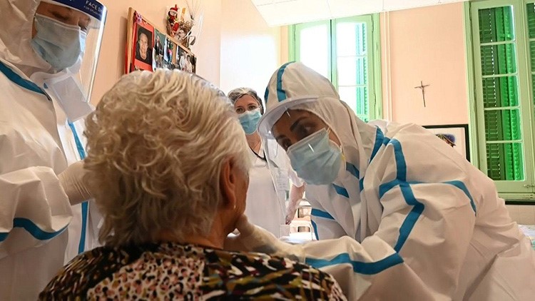 إسبانيا تعلن تسجيل أكثر من 19 ألف وفاة جراء فيروس كورونا المستجدّ