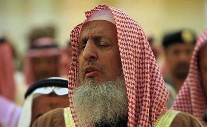 "مفتي السعودية": صلاتا التراویح والعید تقامان في البیوت في حال استمرار جائحة كورونا