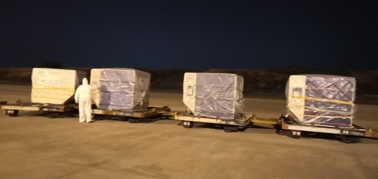 السفير حيات لـ"الأنباء": طائرة كويتية عائدة من الصين تحمل إلى البلاد اليوم عدة أطنان من المستلزمات الطبية والوقائية لتعزيز المخزون
