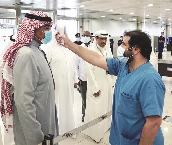 فحص الحرارة لسمو الشيخ صباح الخالد
