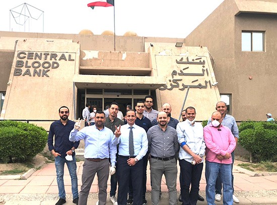 ضمن حملة "الكويت تستاهل"..الجالية المصرية تتبرع بالدم تحت شعار "دمنا واحد"