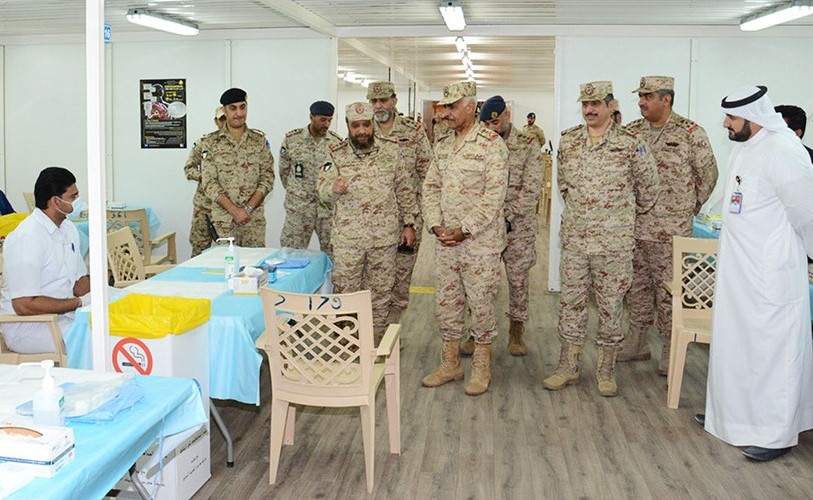 رئيس الأركان زار مركز الفحص بقاعدة عبدالله المبارك الجوية