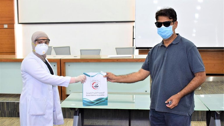 "الجمعية الطبية" توزع الدفعة الثانية من حقيبة الحماية الشخصية لـ"الأطباء"