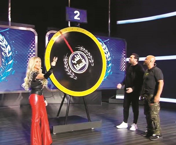 جانب من البرنامج مع الفنان عمرو يوسف