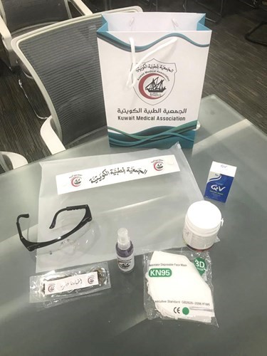 الجمعية الطبية توزع الدفعة الثانية من حقيبة الحماية الشخصية لـ «الأطباء»