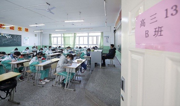 إعادة فتح المدارس الثانوية في شنغهاي وبكين