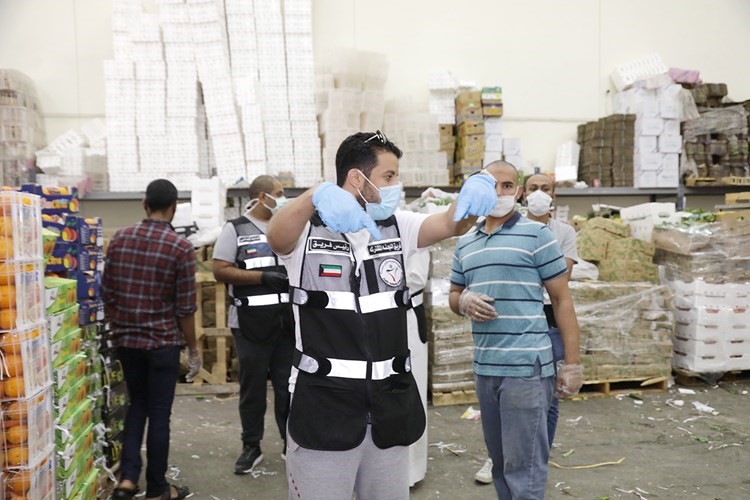محمد الظفيري متابعا الوضع في السوق