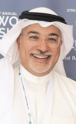 عصام الطواري