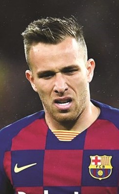 أرتور يريد البقاء في برشلونة
