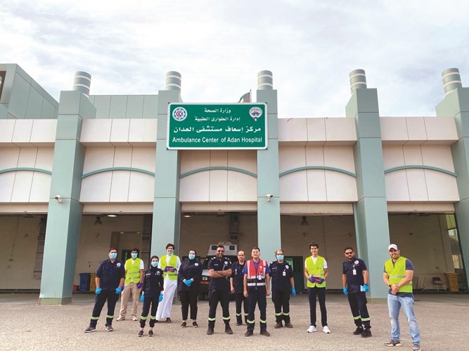 فريق عمل stc بحضور أحمد النويبت خلال زيارة مركز اسعاف مستشفى العدان