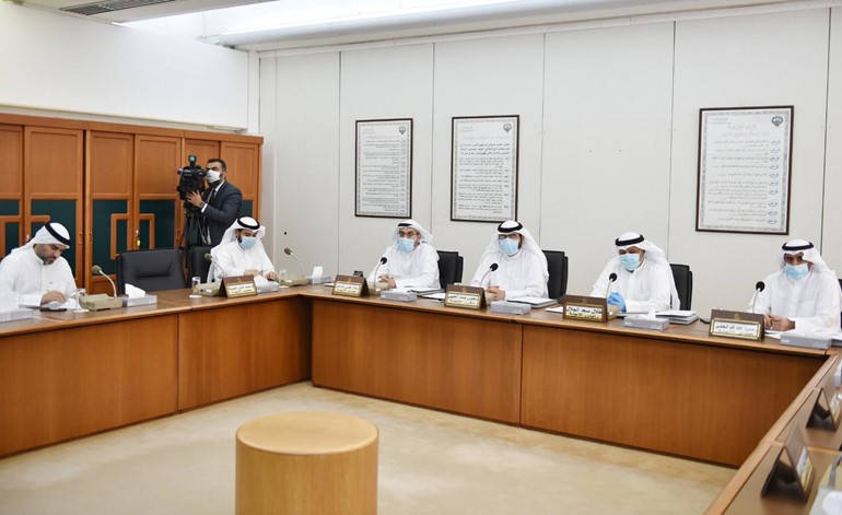 "الصحية" ناقشت المشروع بقانون بشأن تعديل قانون العمل في القطاع الأهلي .. والحكومة تعيد تقديمه الأحد بعد تعديله