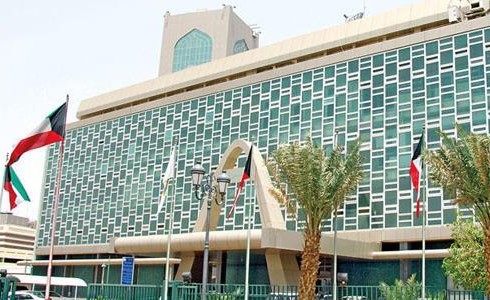البلدية: مراقبة محلات صيانة وتصليح السيارات في الجمعيات ومحطات الوقود