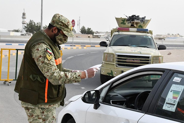 قوة الواجب في الحرس الوطني تسلمت نقاطاً أمنية جديدة في القيروان لتأمين الحظر الكلي