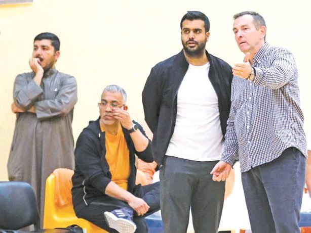 كاظمة جدد تعاقده مع المدرب الصربي جيرمج